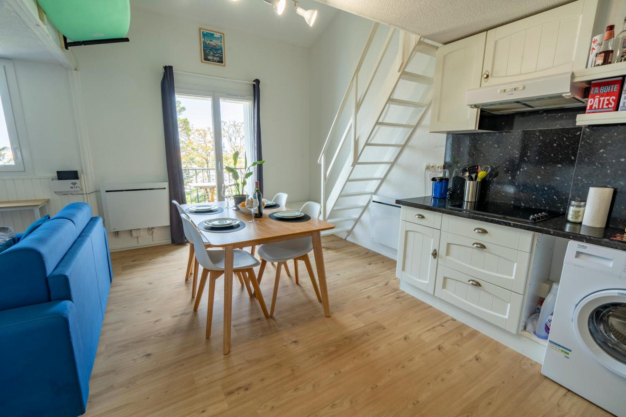 Apartment Notre Dame : Vue Sur Port, 2min Grande Saint-Gilles-Croix-de-Vie
